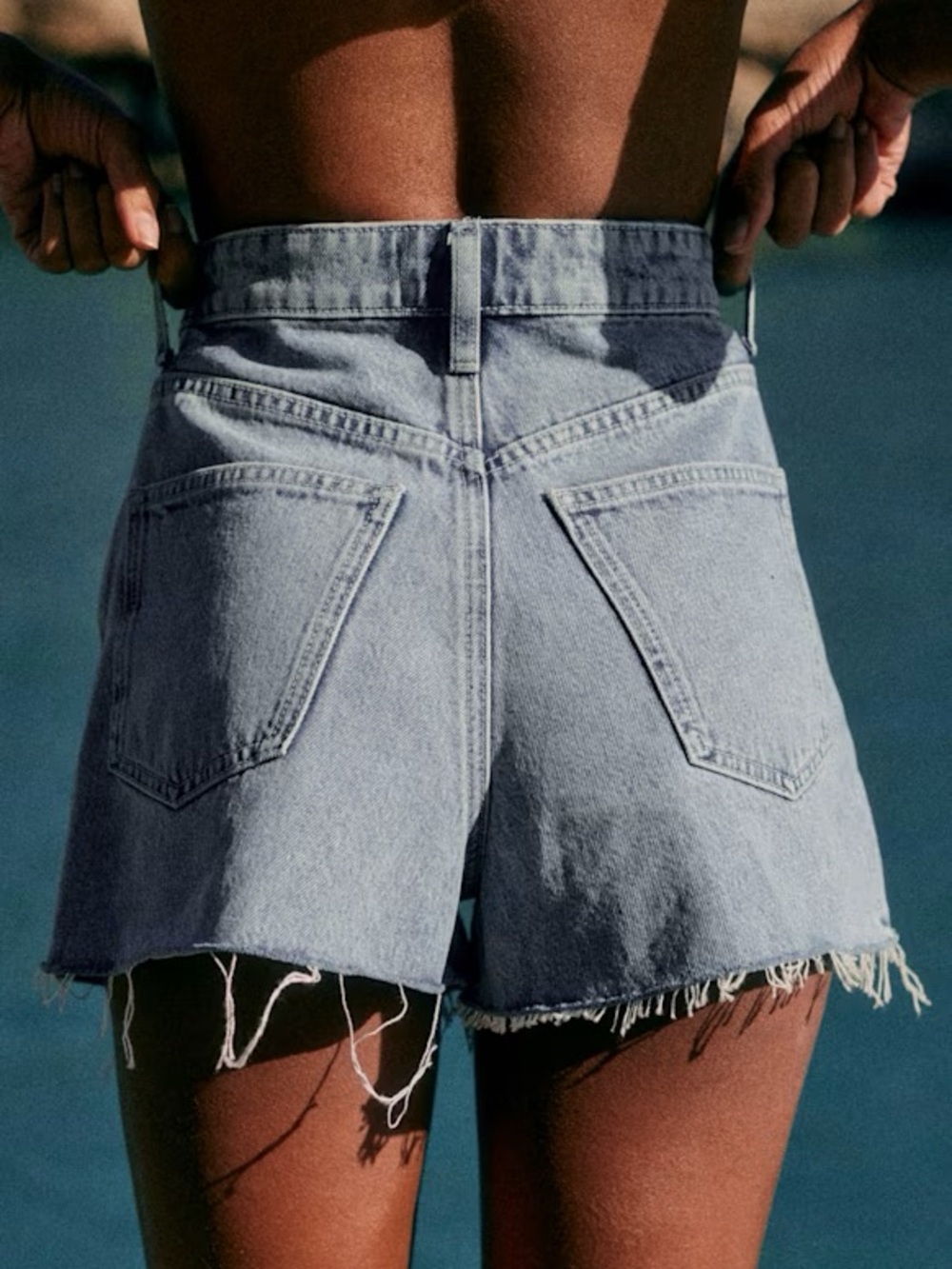 NWT Sézane Le Summer Shorts in Light Blue Size 4/36